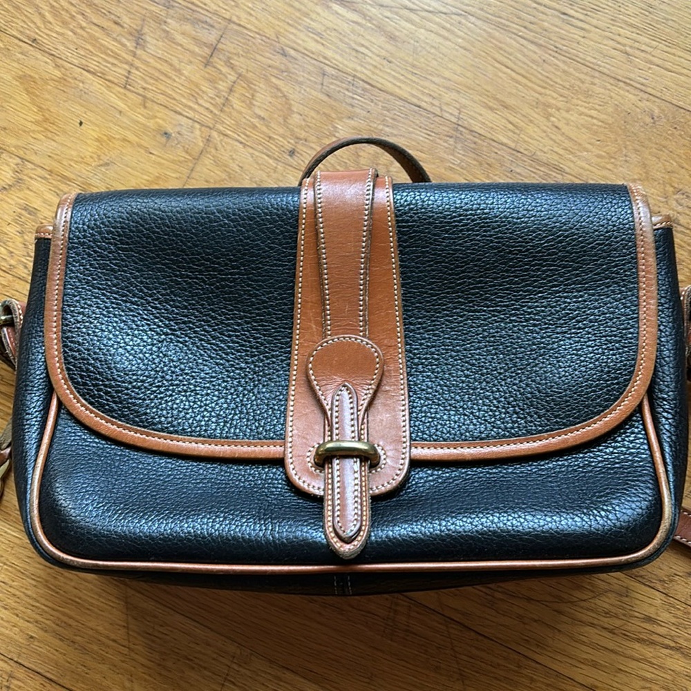 Dooney & Bourke bag